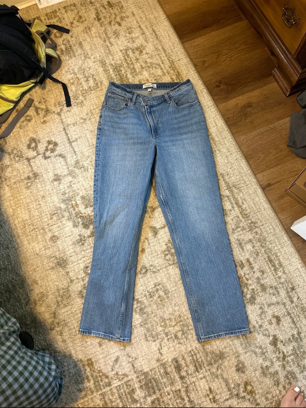 Abercrombie 90s Straight Ultra High Rise Jeans
